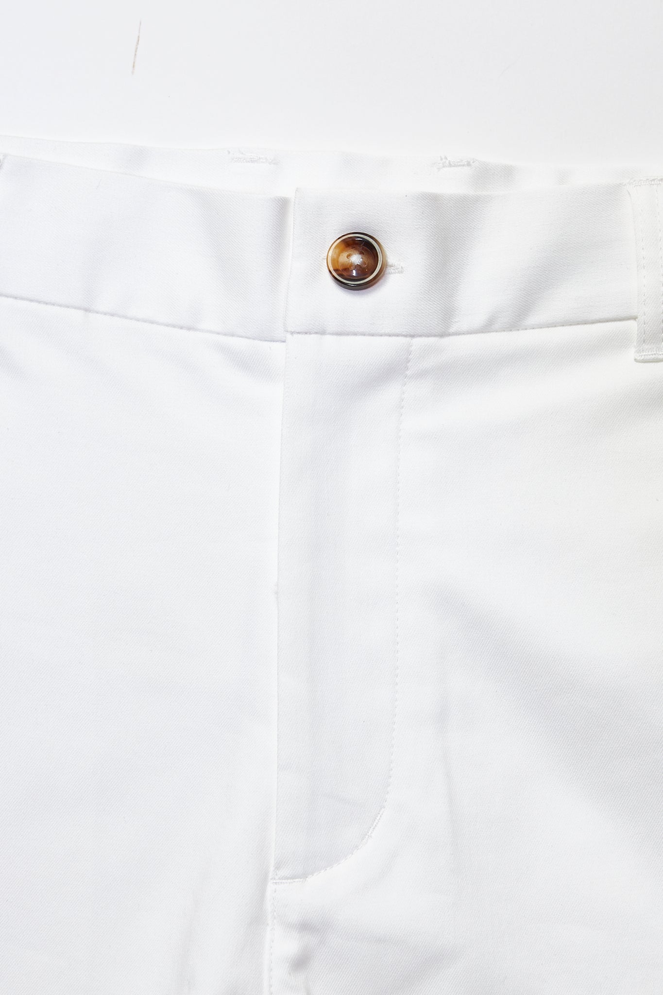 ストレッチハーフパンツ / ホワイト