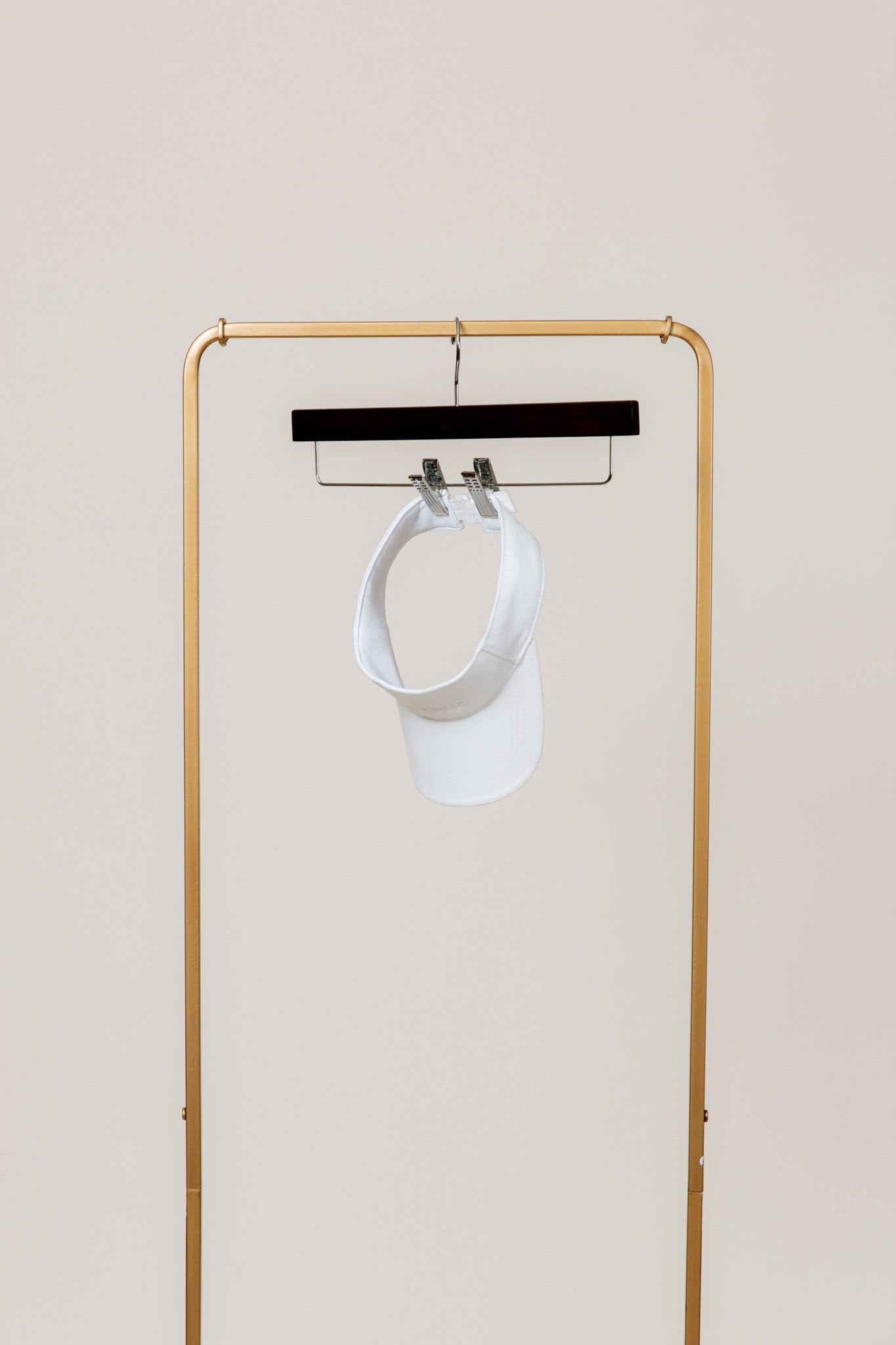 EMAH & NOAH バイザー / ホワイト